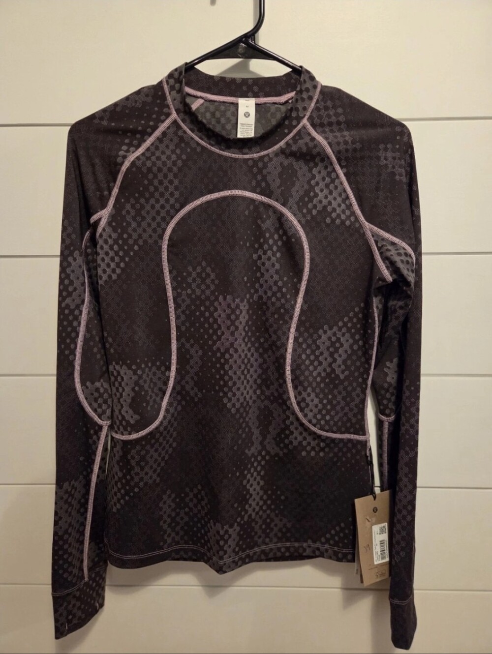Lululemon Jacquard Tight-Fit Long Sleeve (Medium)